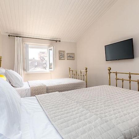 A Casa Della Nonna Apartment Corfu  ภายนอก รูปภาพ